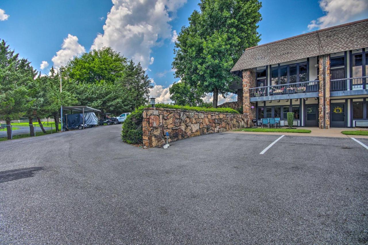 Charming Afton Condo With Community Pool! エクステリア 写真